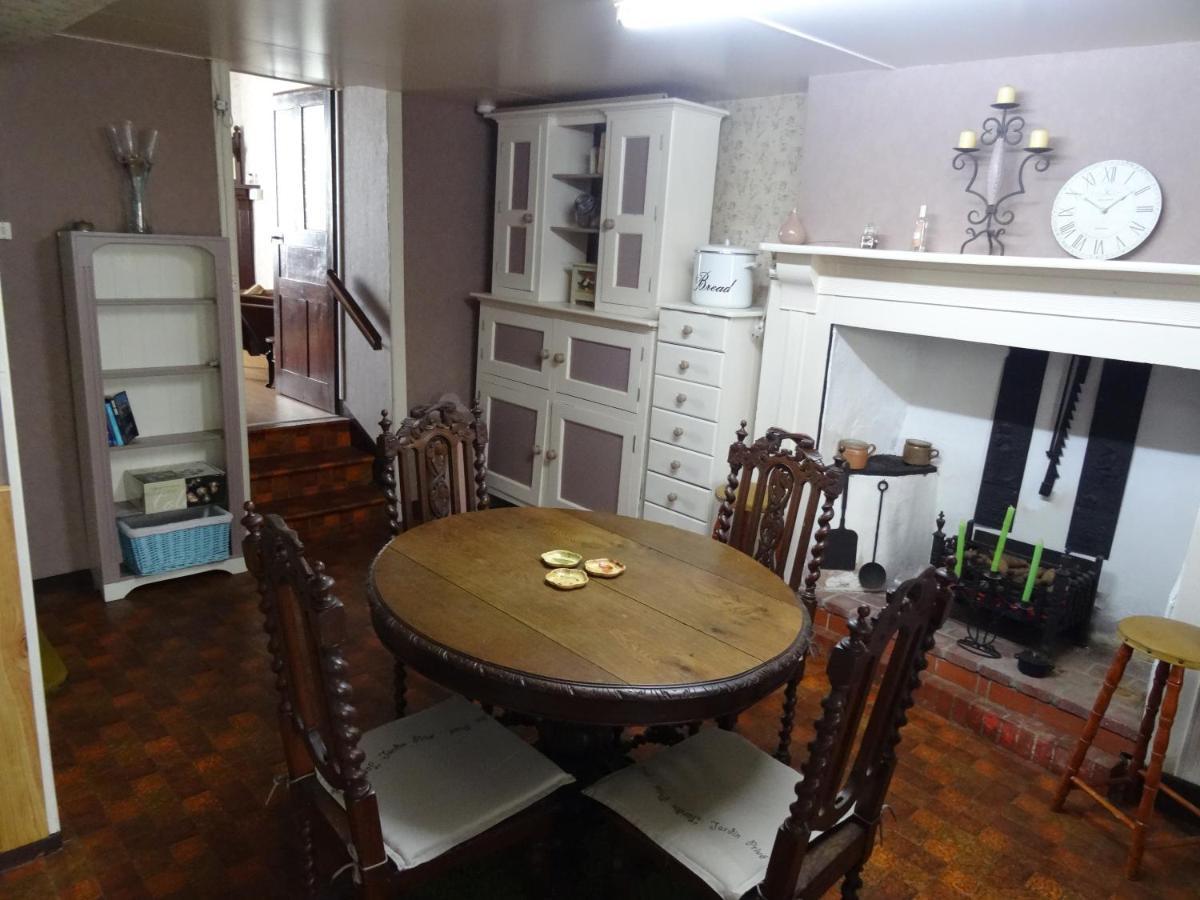 Charming French Cottage-gite In The Heart Of Quiet * Gorron