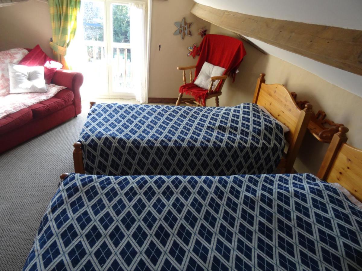 Charming French Cottage-gite In The Heart Of Quiet Holiday home Gorron